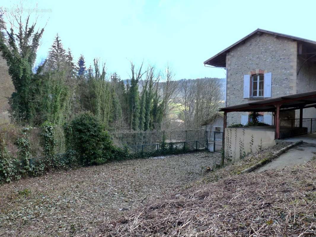 Maison à SAINT-GEOIRE-EN-VALDAINE