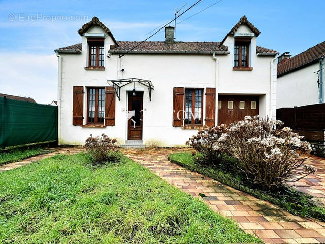 Maison à HESDIGNEUL-LES-BOULOGNE