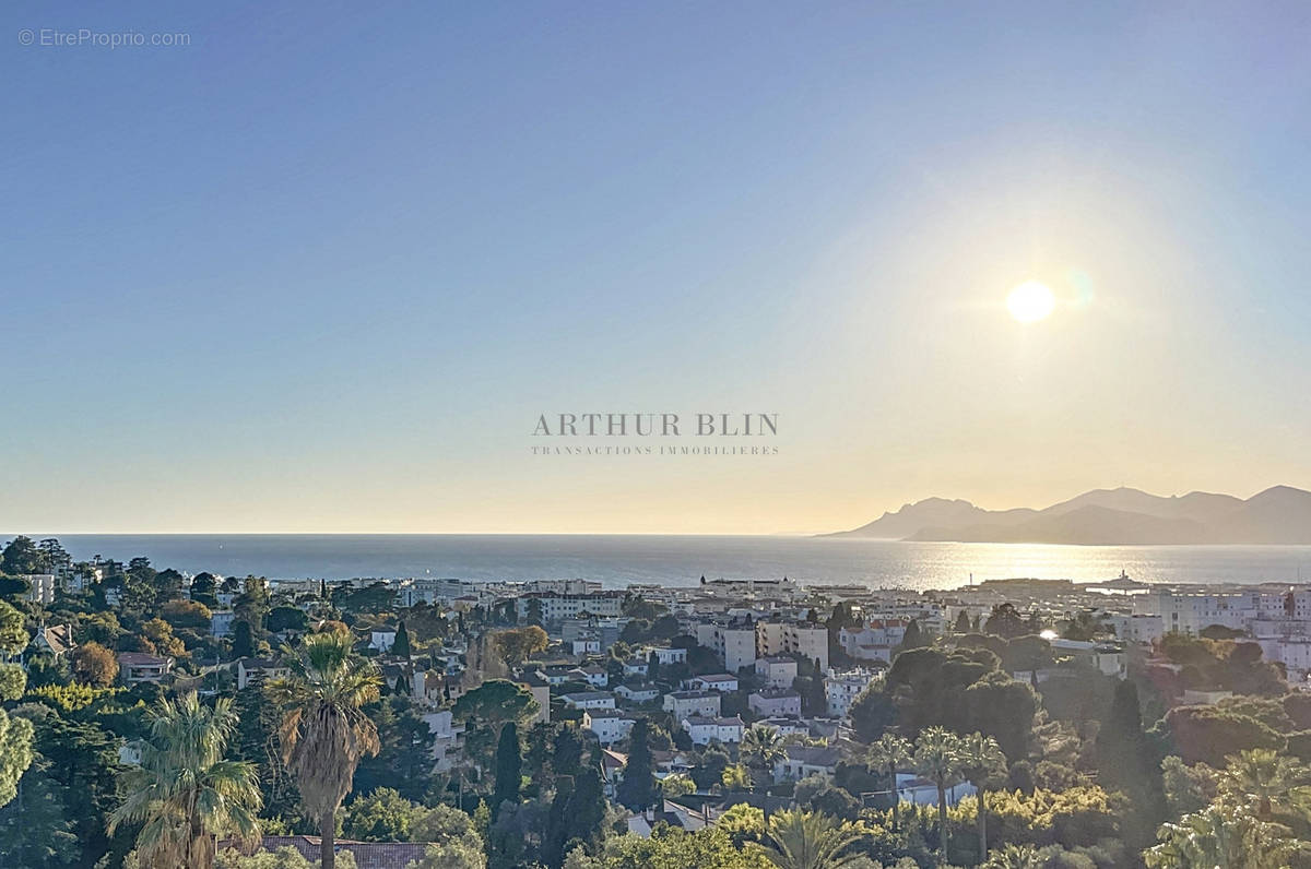 Appartement à CANNES