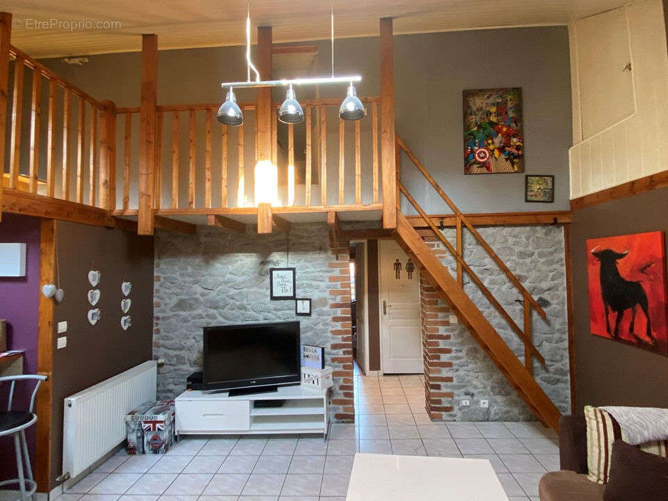 Photo 2 - Appartement à ROCHE-LA-MOLIERE