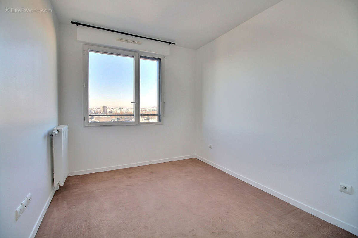 Appartement à COLOMBES