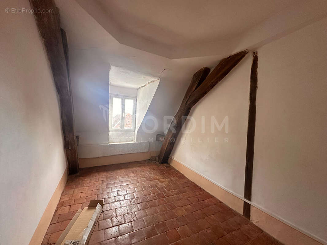 Appartement à AVALLON