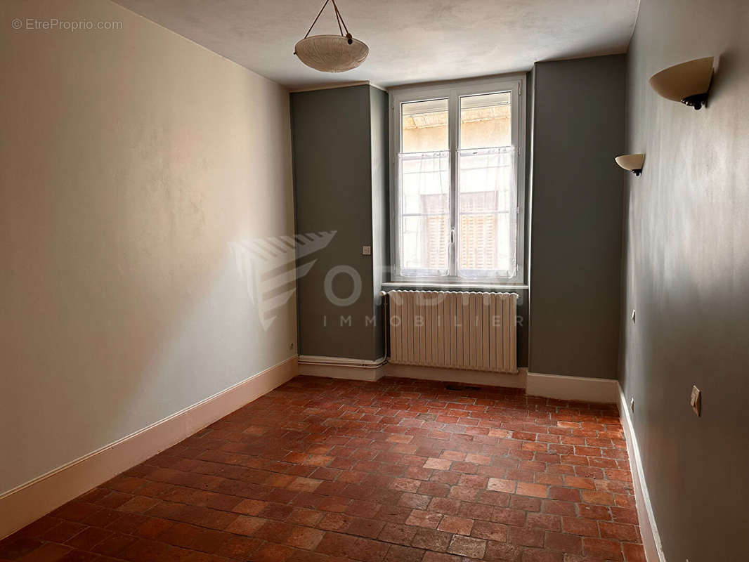 Appartement à AVALLON