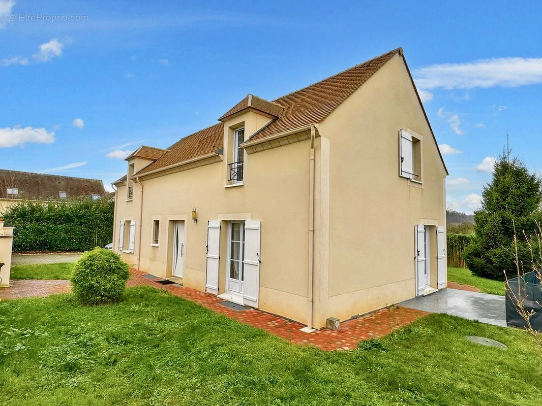 Maison à MAGNY-EN-VEXIN