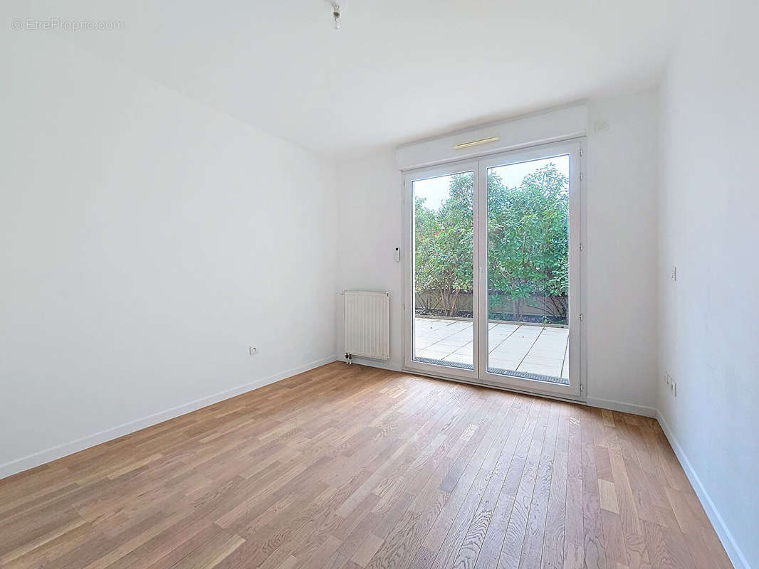 Appartement à BOURG-LA-REINE