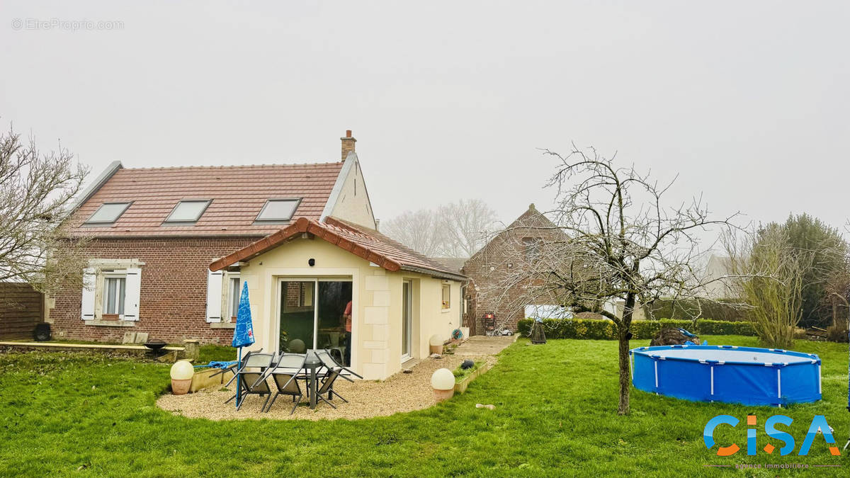 Maison à ESTREES-SAINT-DENIS