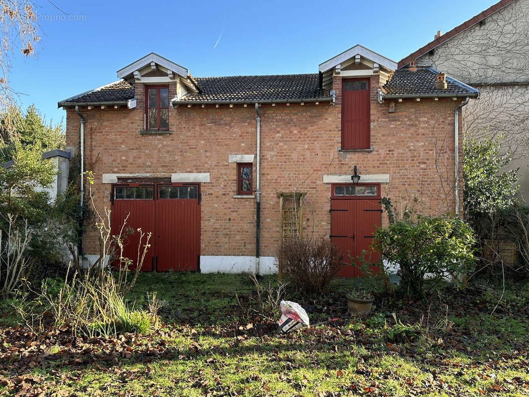 Maison à MELUN