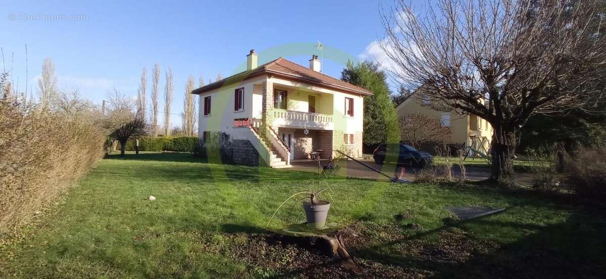 Maison à VERDUN-SUR-LE-DOUBS