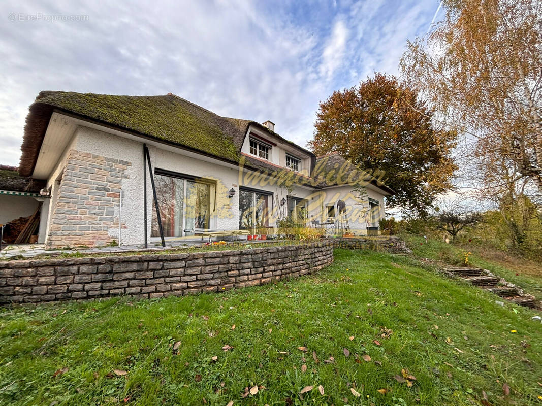 Maison à LUXEUIL-LES-BAINS