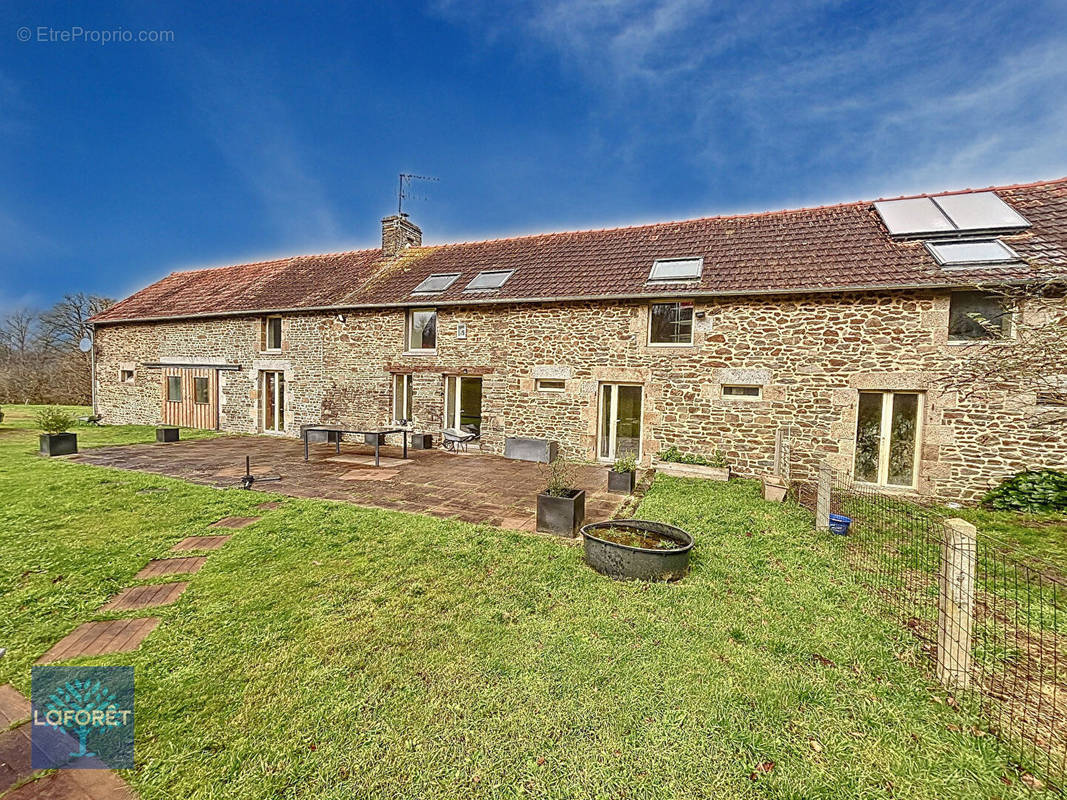 Maison à SAINT-BRICE-DE-LANDELLES