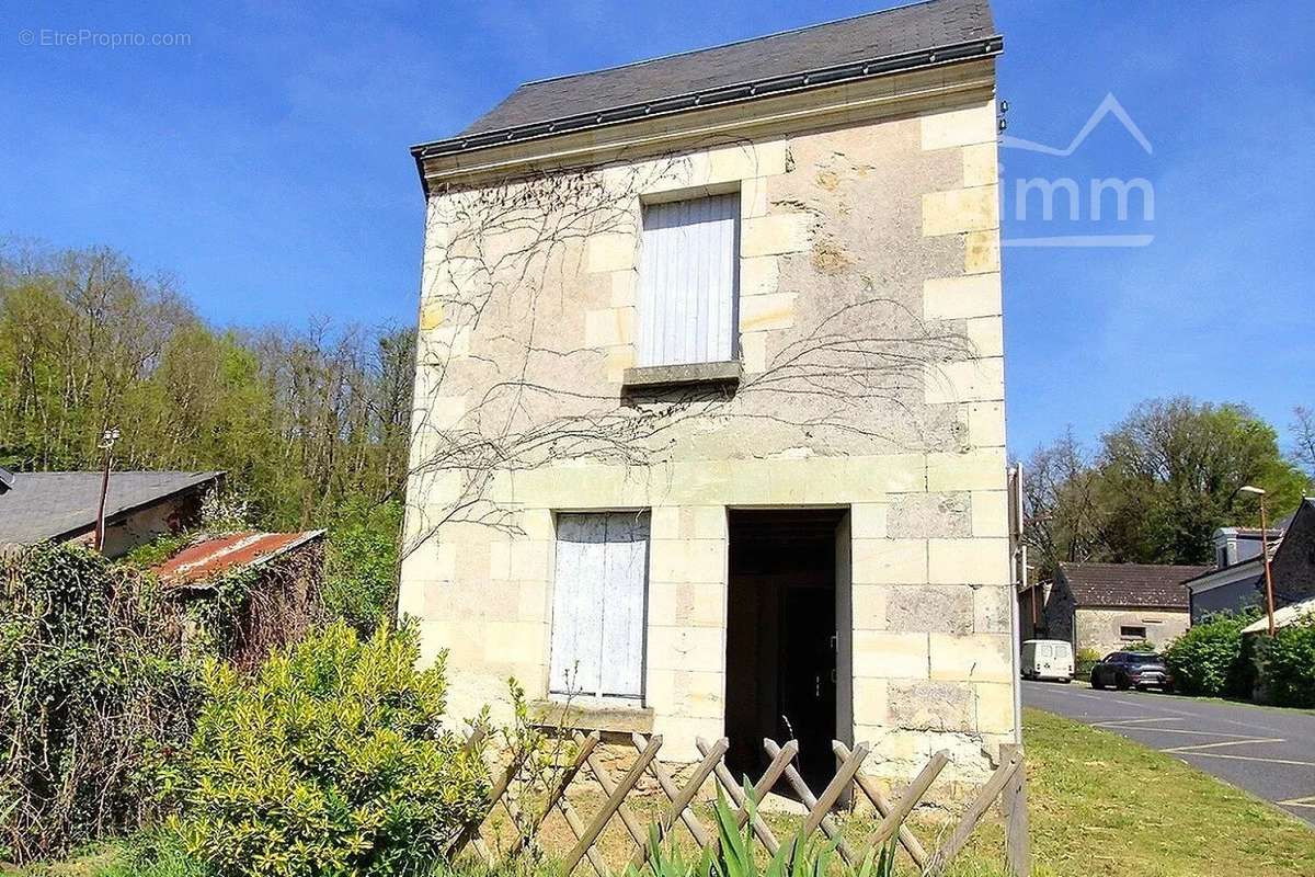 Maison à AZAY-LE-RIDEAU