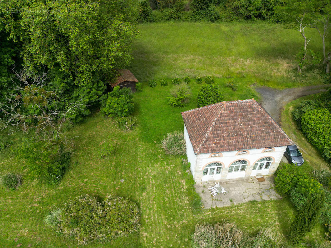 Maison à SAINT-MARTIN-DE-SEIGNANX