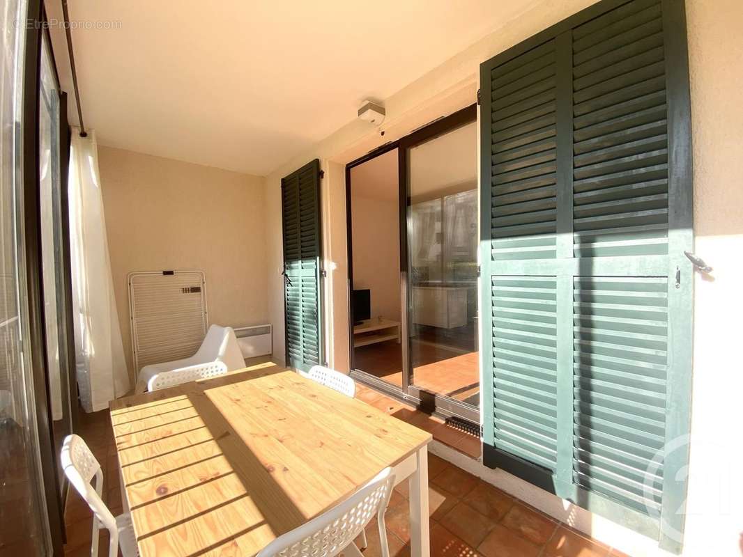 Appartement à SIX-FOURS-LES-PLAGES