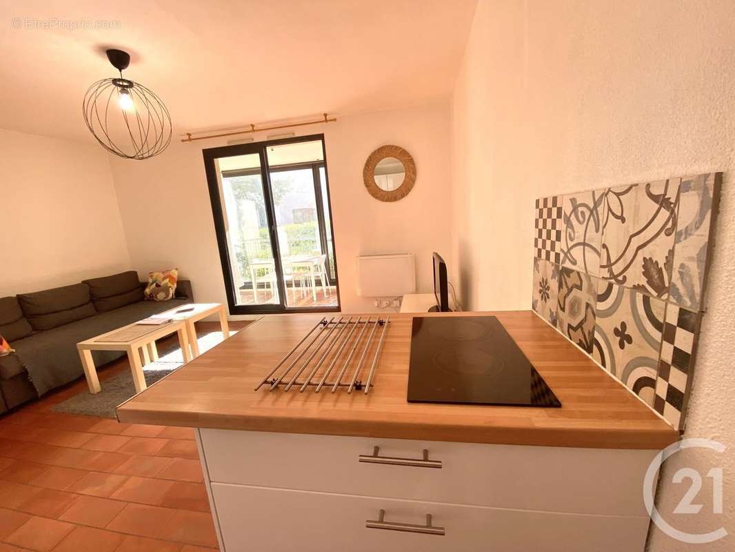 Appartement à SIX-FOURS-LES-PLAGES