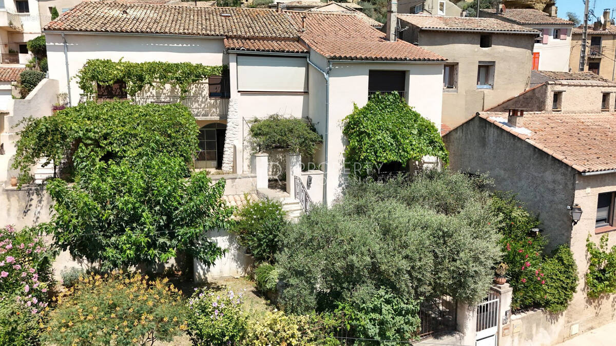 Maison à CADENET