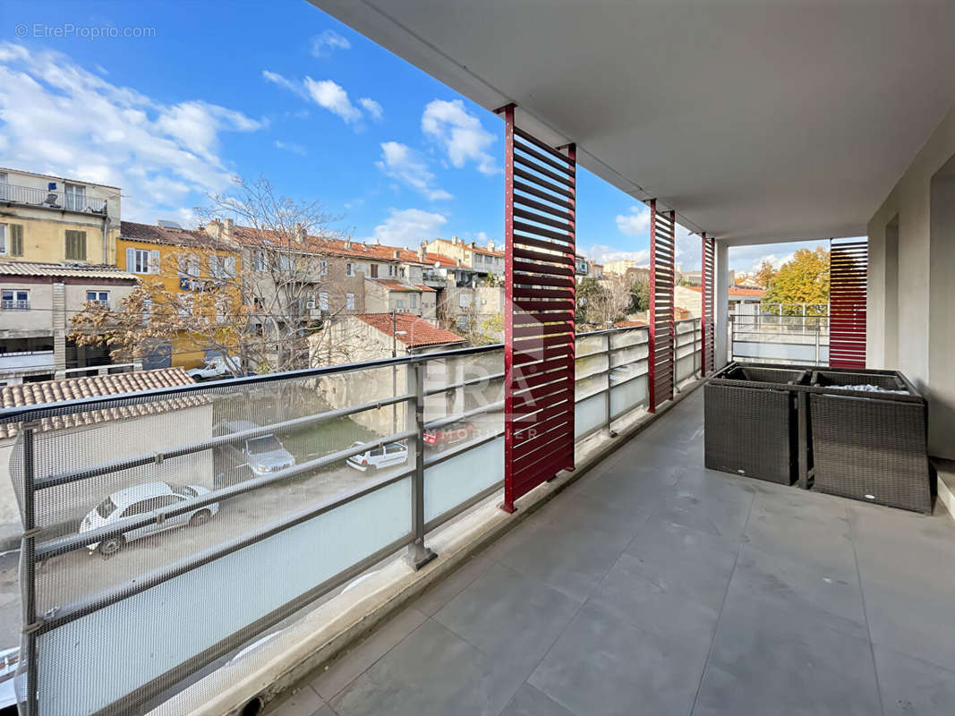 Appartement à MARSEILLE-15E