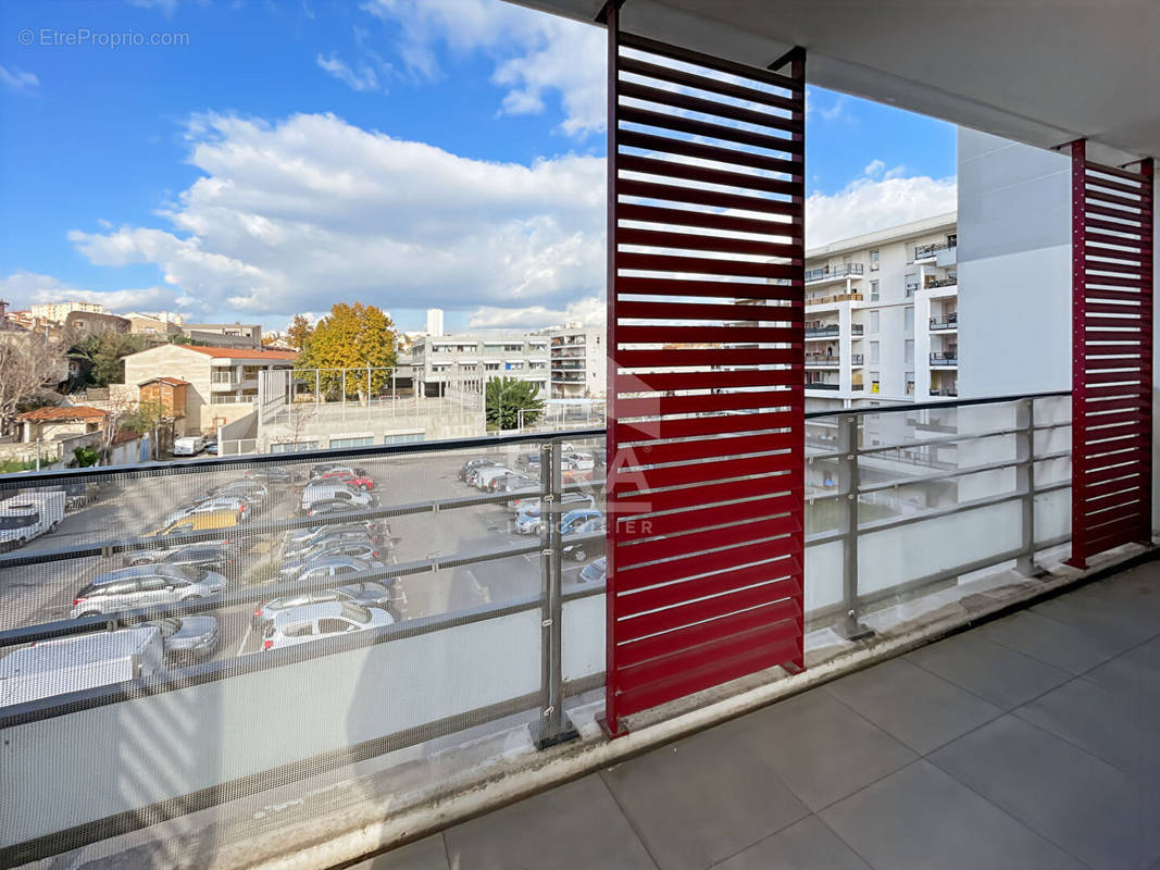 Appartement à MARSEILLE-15E