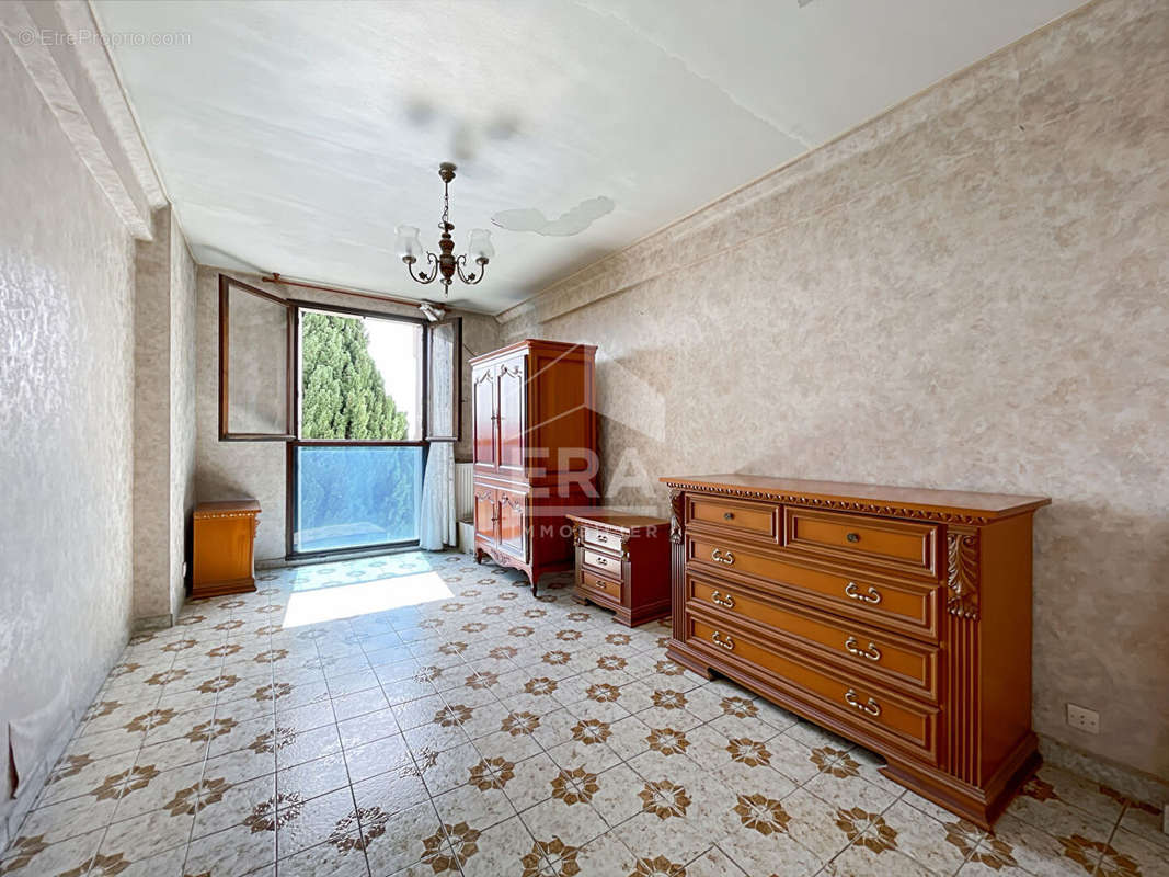 Appartement à MARSEILLE-15E