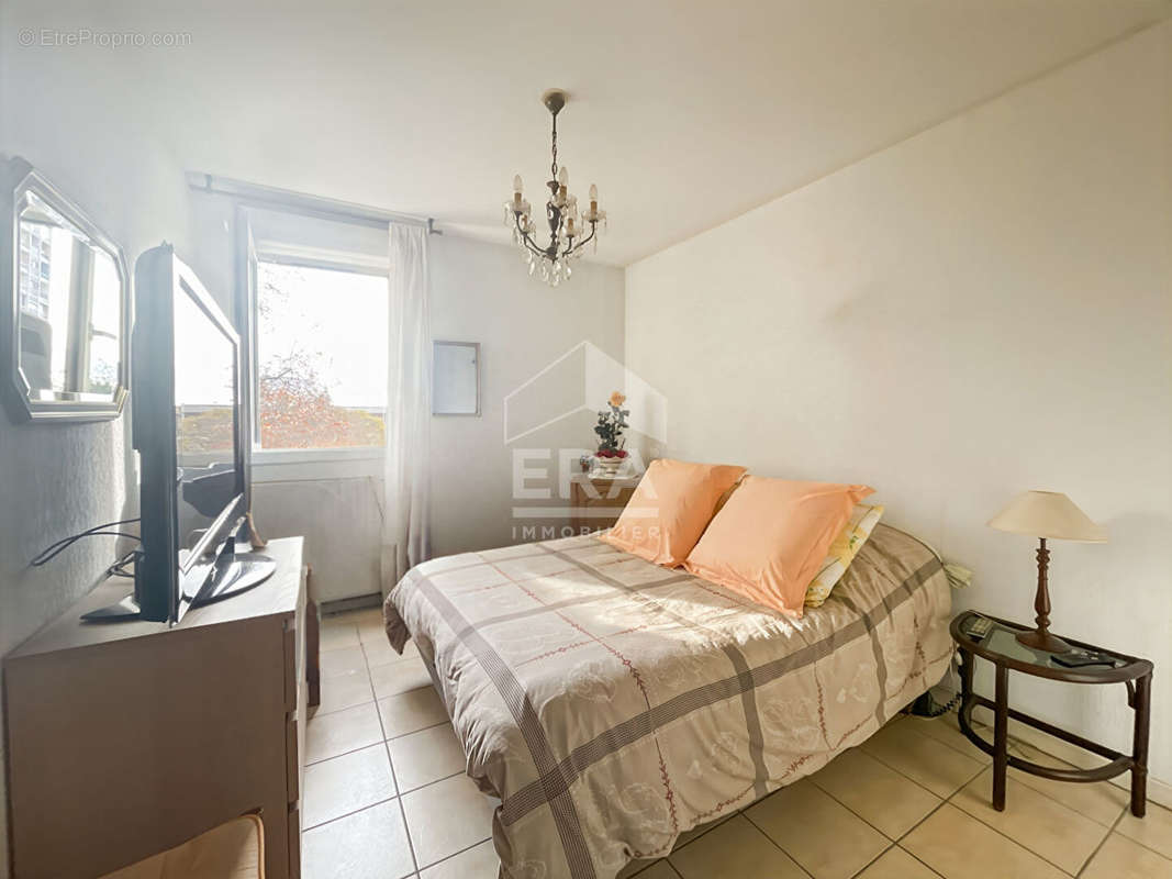 Appartement à MARSEILLE-15E