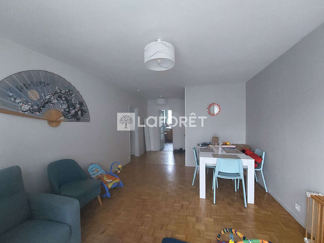 Appartement à NEUILLY-PLAISANCE