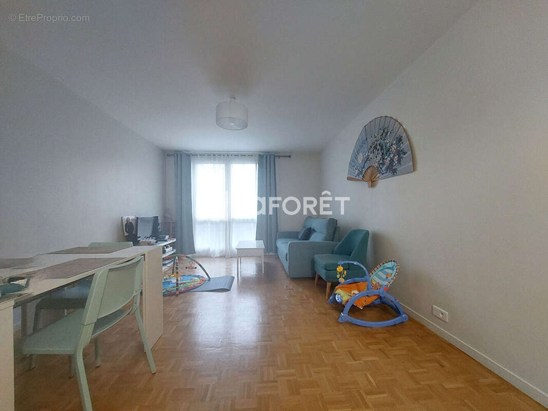 Appartement à NEUILLY-PLAISANCE