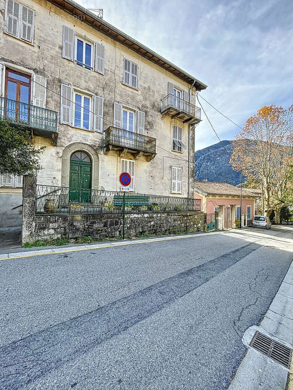 Appartement à VILLARS-SUR-VAR