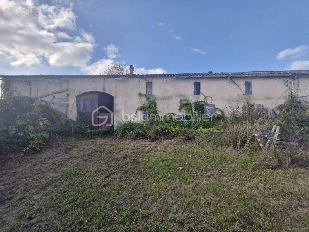 Maison à SAINT-QUENTIN-DE-CAPLONG