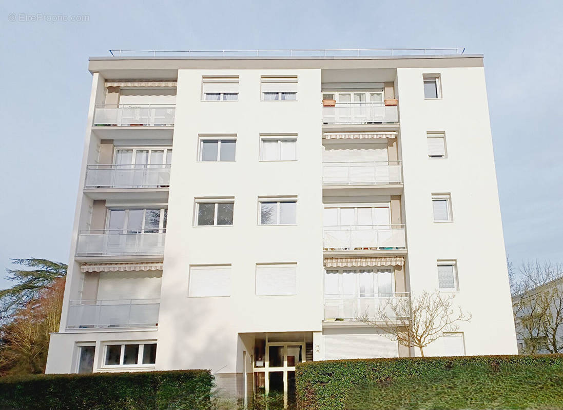 Appartement à SAINT-SEBASTIEN-SUR-LOIRE