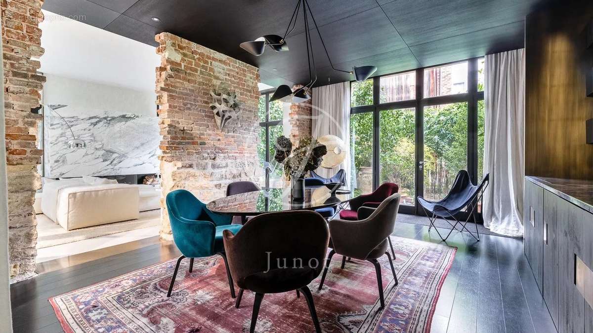 Appartement à PARIS-18E