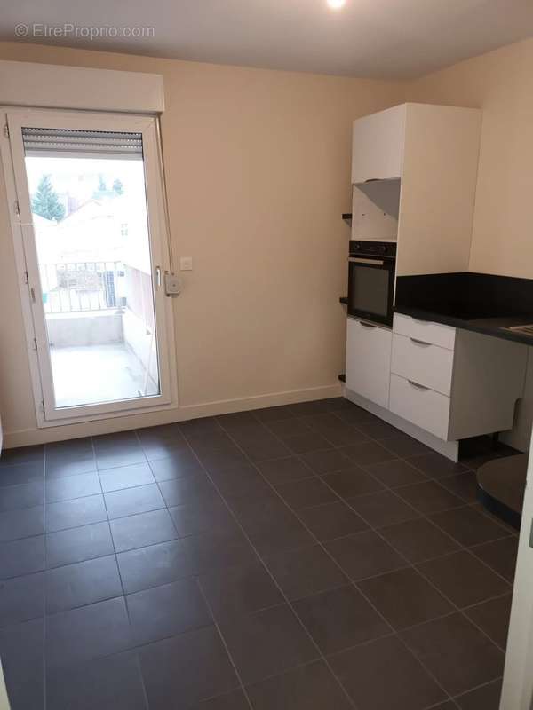 Appartement à MONTCEAU-LES-MINES