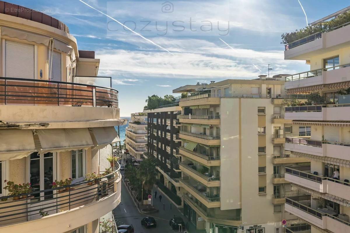 Appartement à CANNES