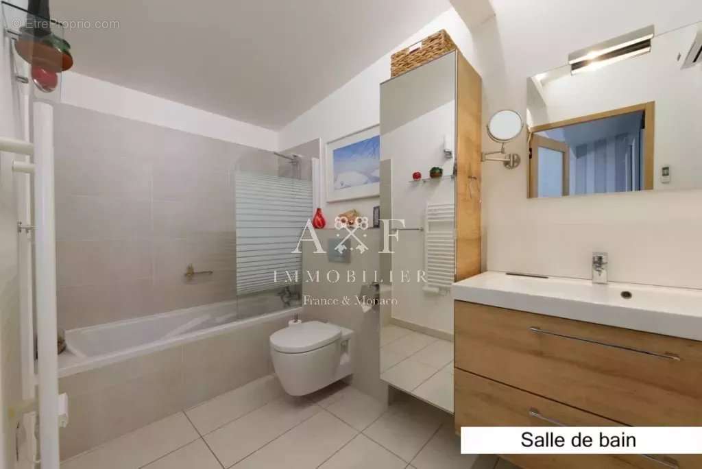 Appartement à ROQUEBRUNE-CAP-MARTIN