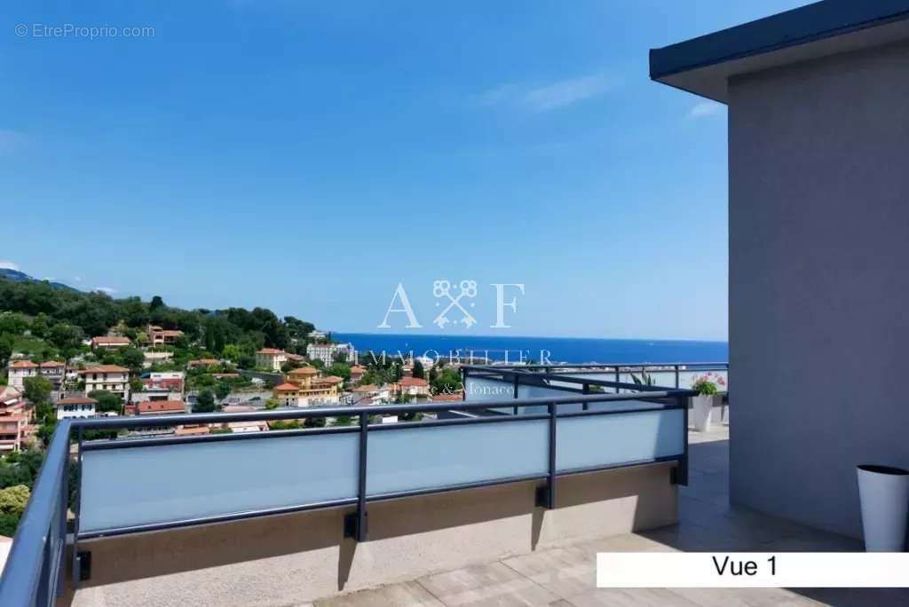 Appartement à ROQUEBRUNE-CAP-MARTIN