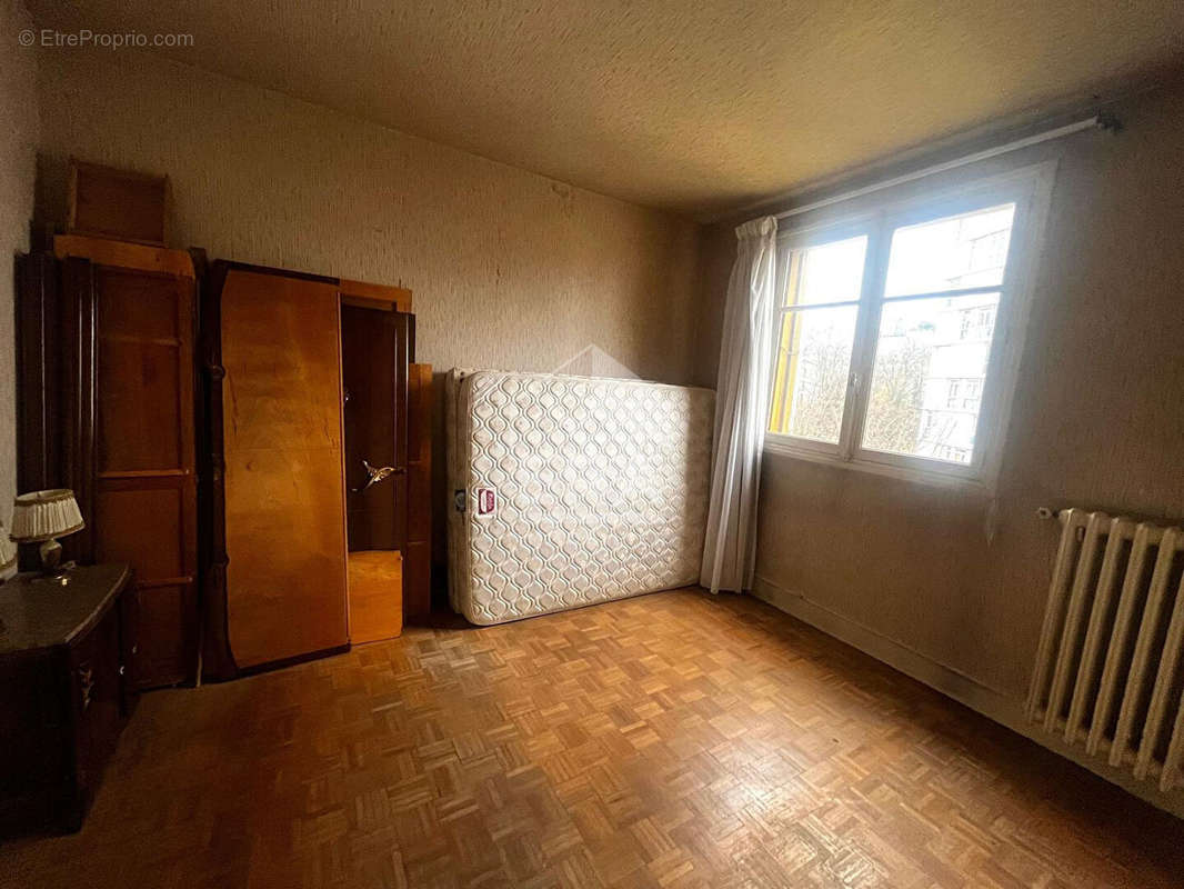 Appartement à IVRY-SUR-SEINE