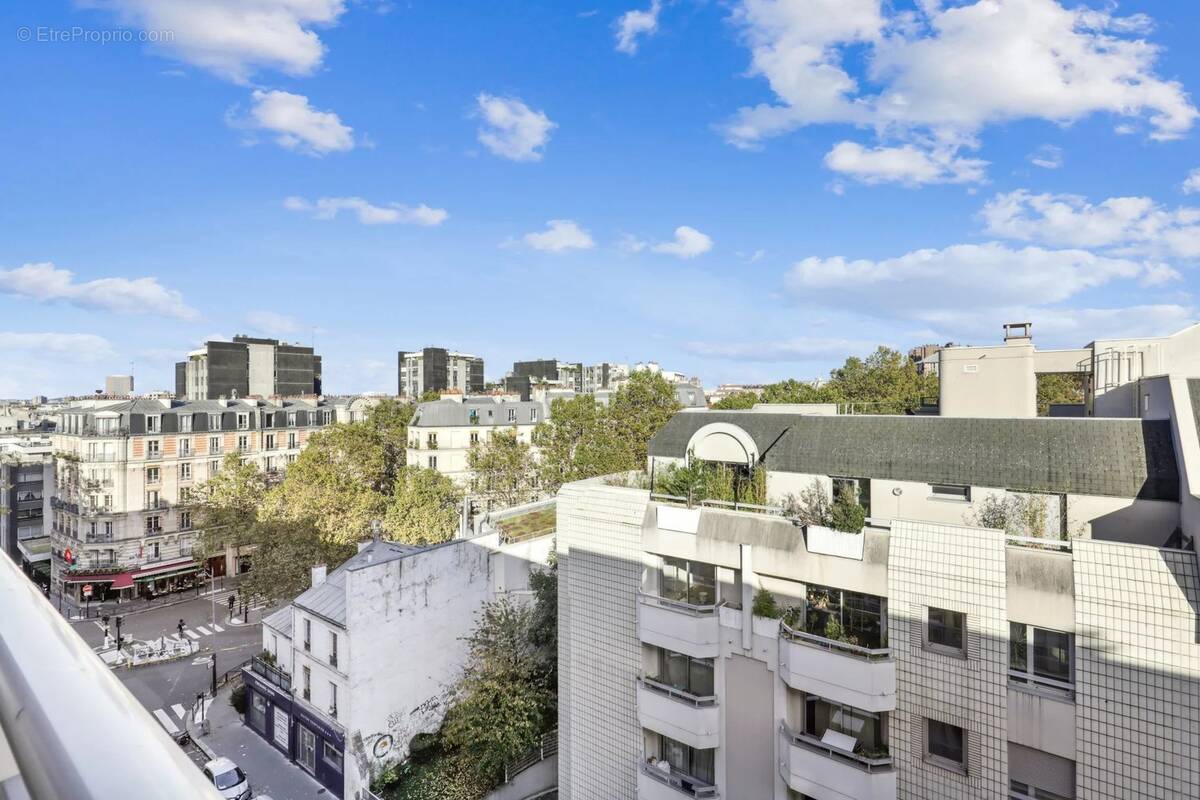 Appartement à PARIS-19E