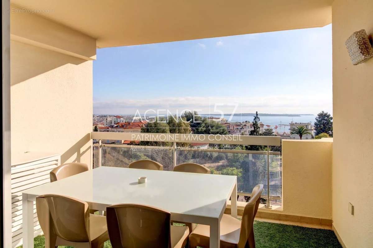 Appartement à CANNES