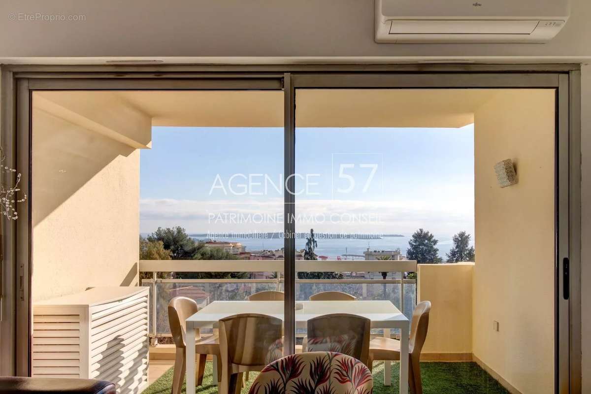 Appartement à CANNES