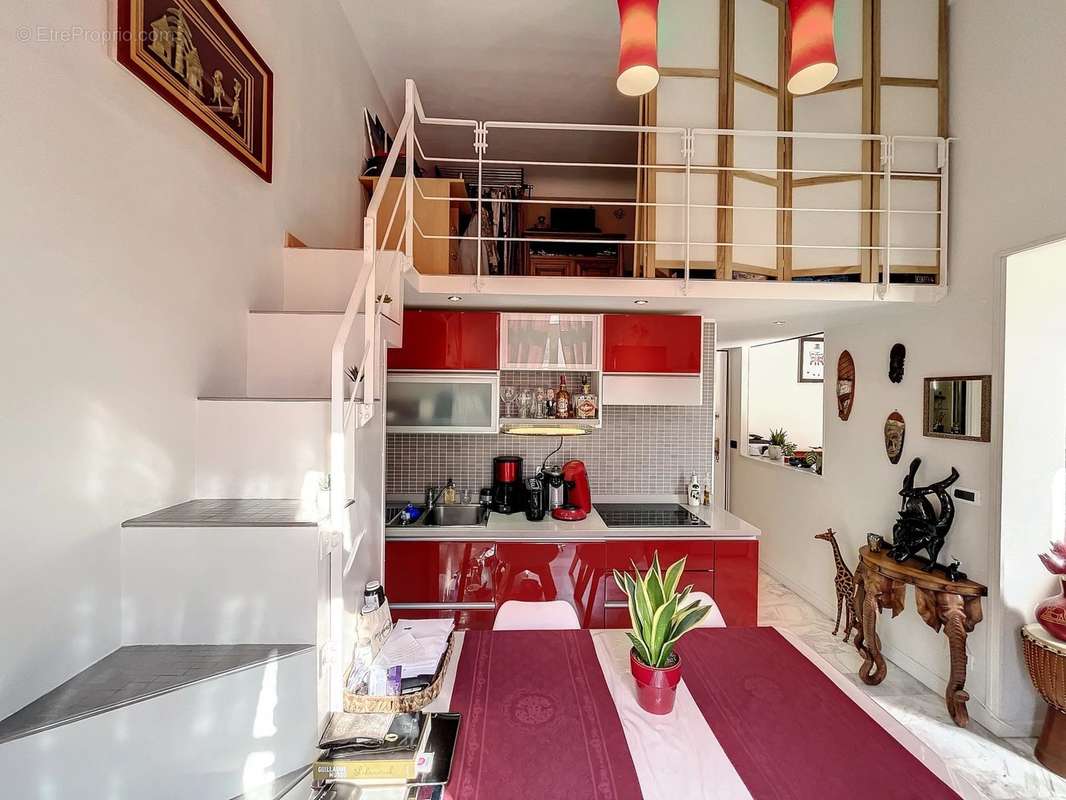 Appartement à MENTON