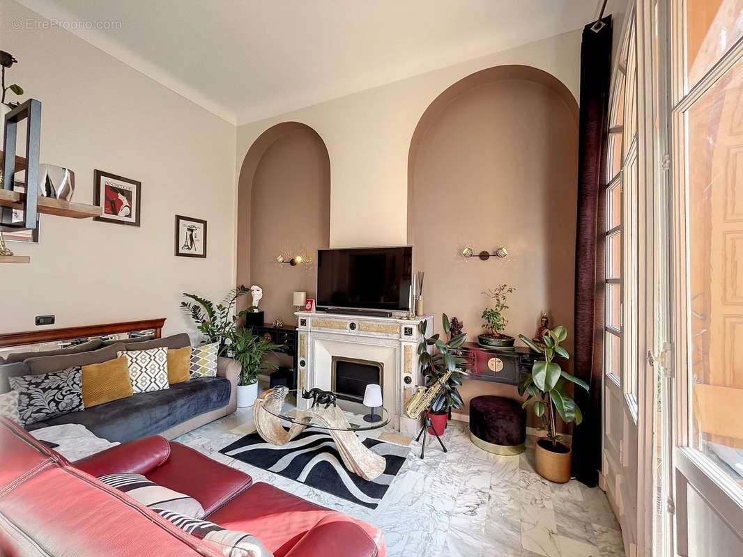 Appartement à MENTON