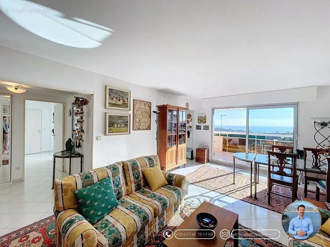 Appartement à ROQUEBRUNE-CAP-MARTIN