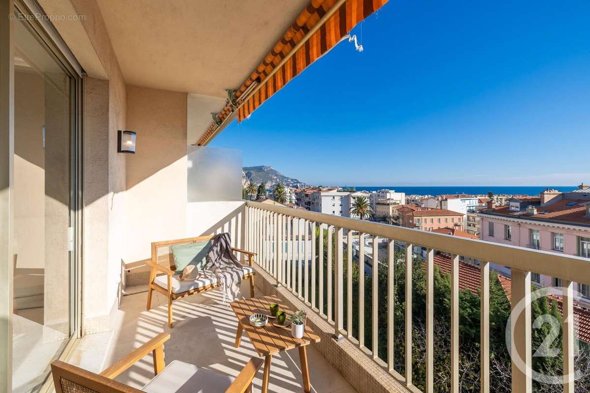 Appartement à BEAULIEU-SUR-MER