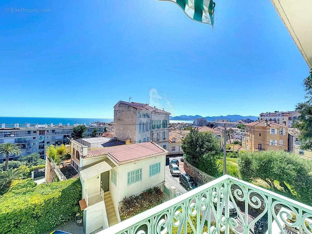 Appartement à CANNES