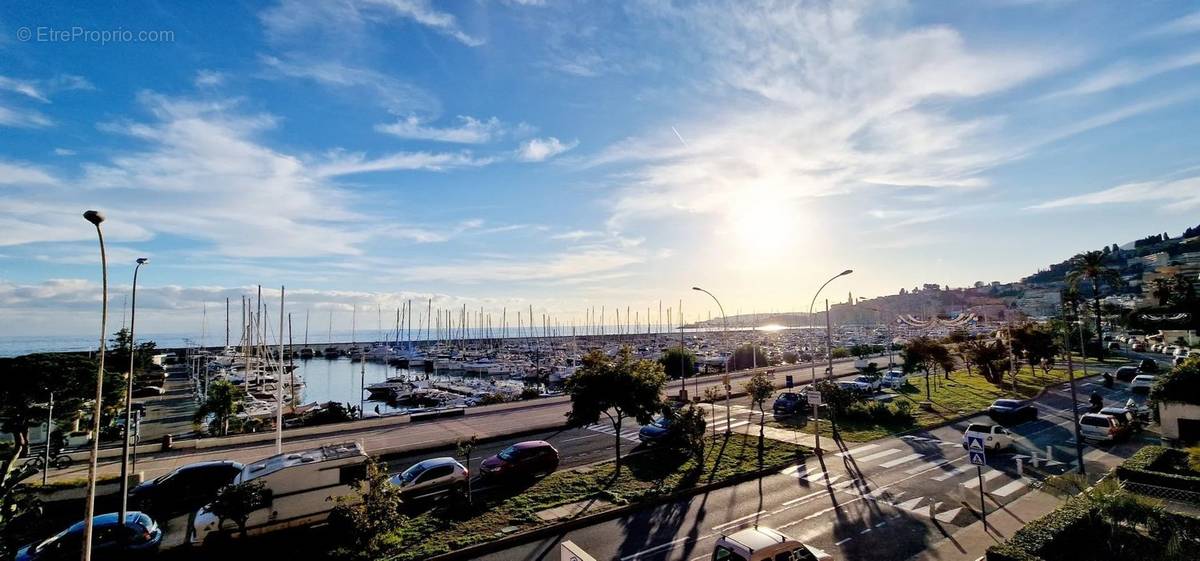 Appartement à MENTON