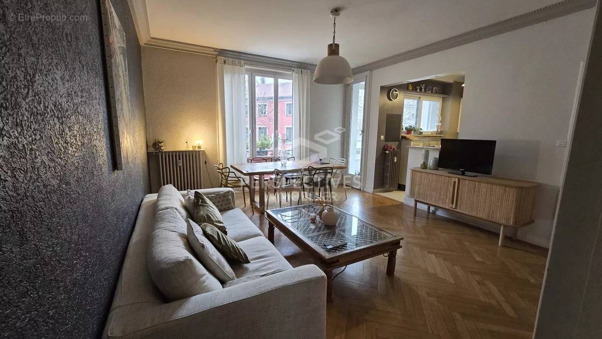 Appartement à LYON-7E