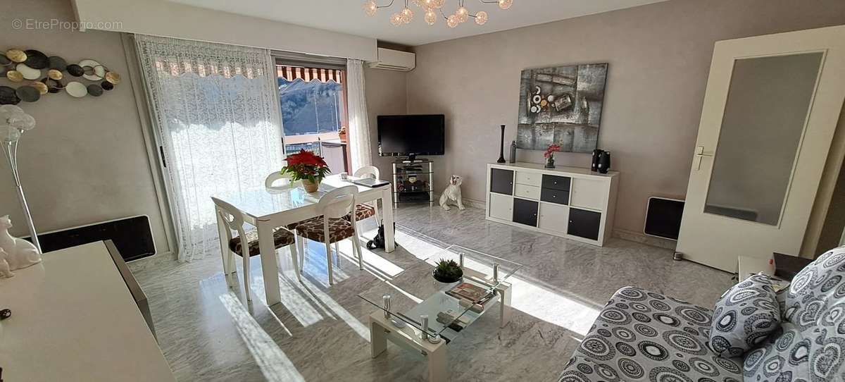 Appartement à CAGNES-SUR-MER