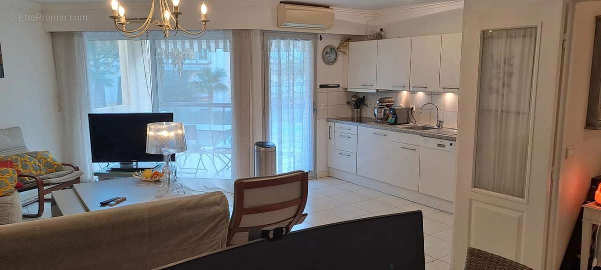 Appartement à CAGNES-SUR-MER