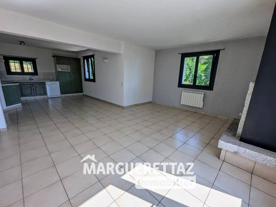 Appartement à VIUZ-EN-SALLAZ