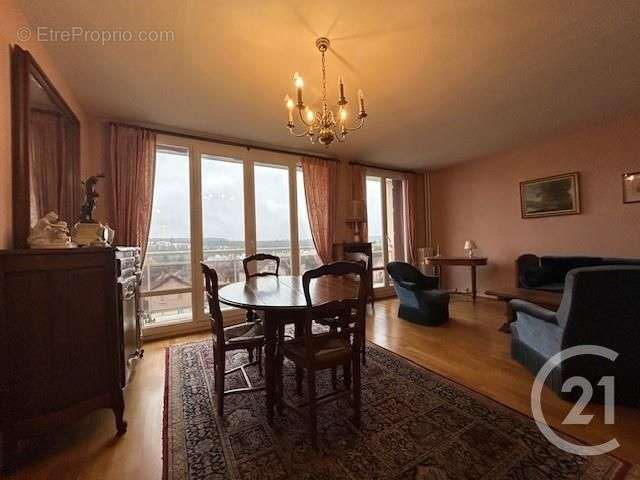 Appartement à AVON