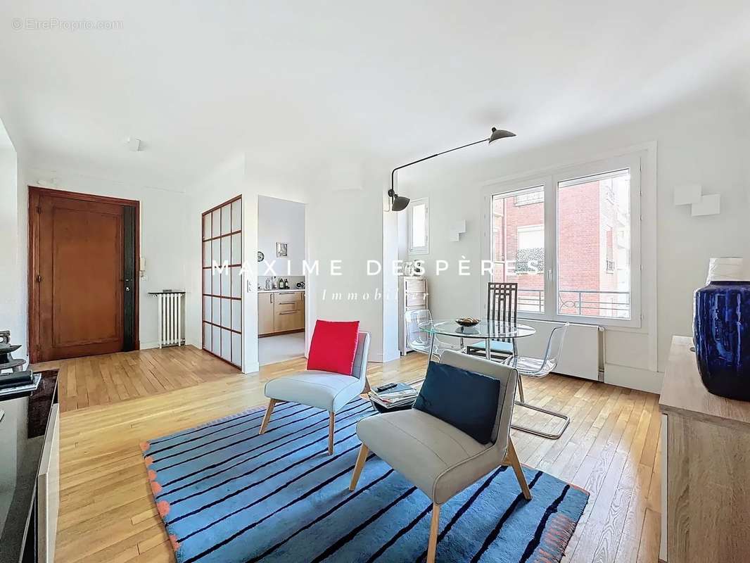 Appartement à NEUILLY-SUR-SEINE