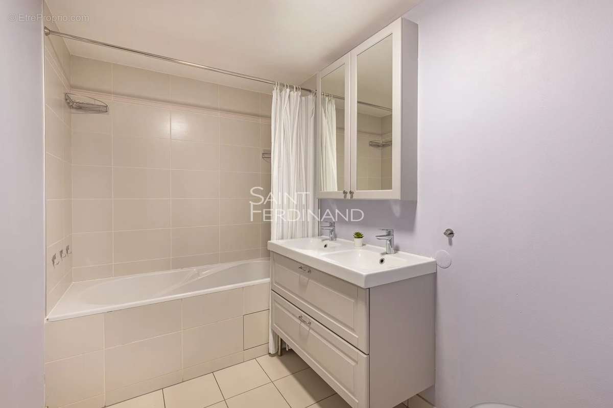 Appartement à BOULOGNE-BILLANCOURT